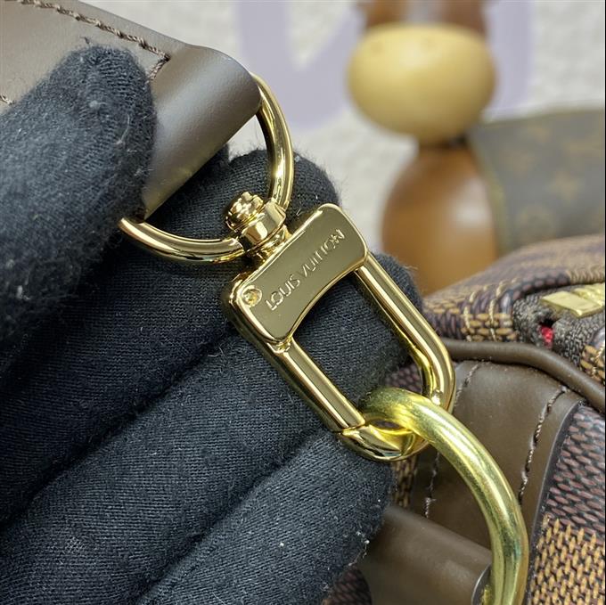 2025224M4111310835853