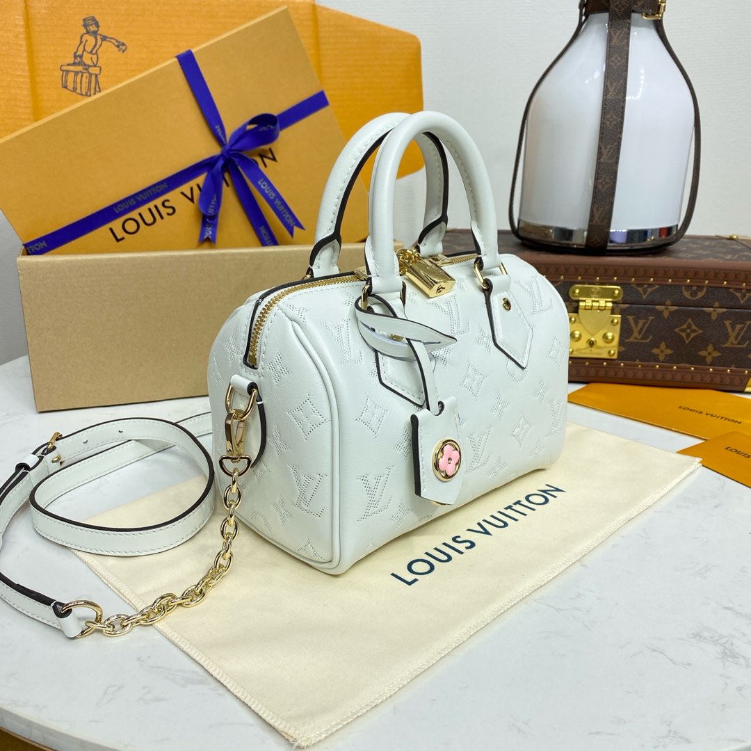 2025224M11276224312792