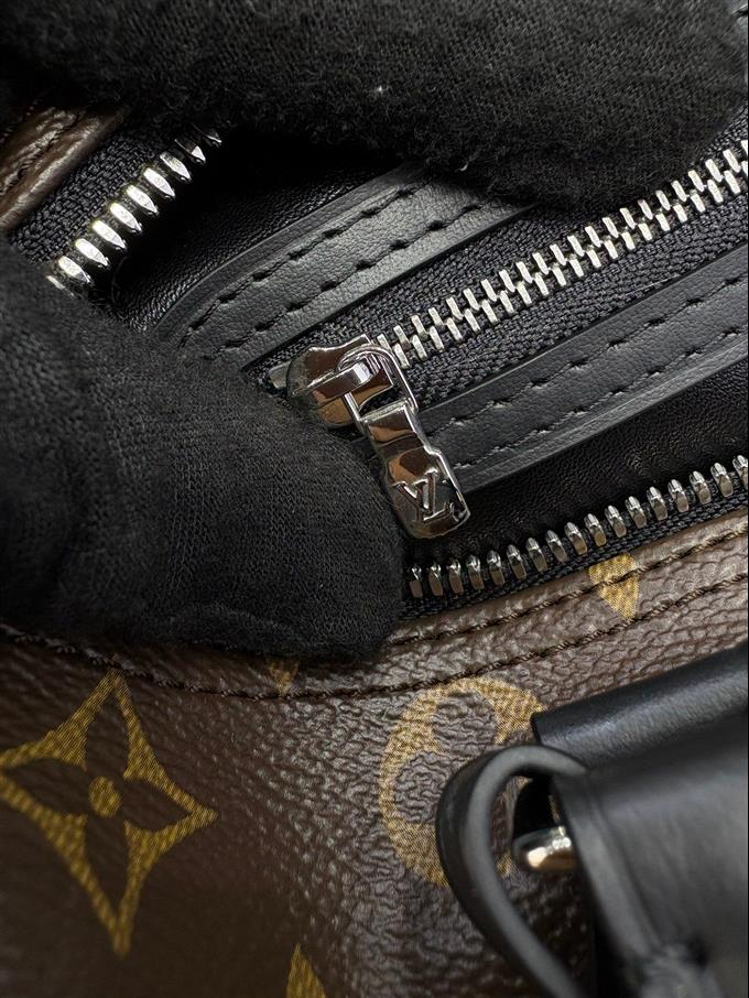 2025224M1224312104109