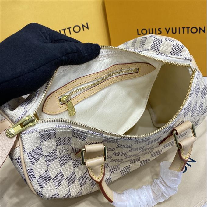 2025224N4137110834565