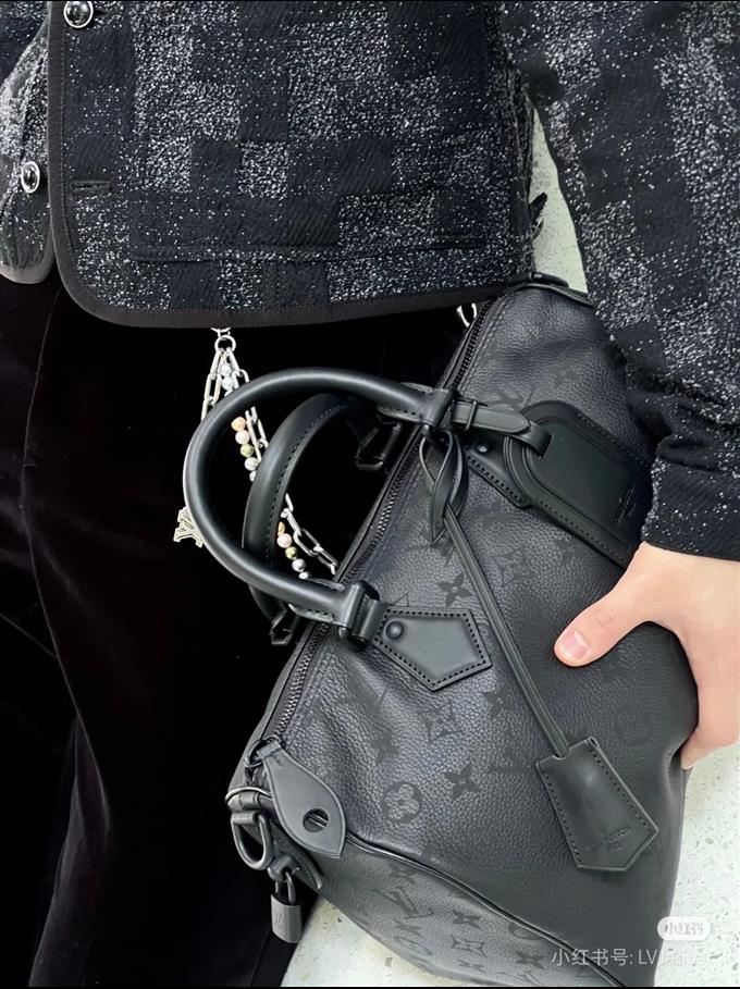 2025224M2110810959559