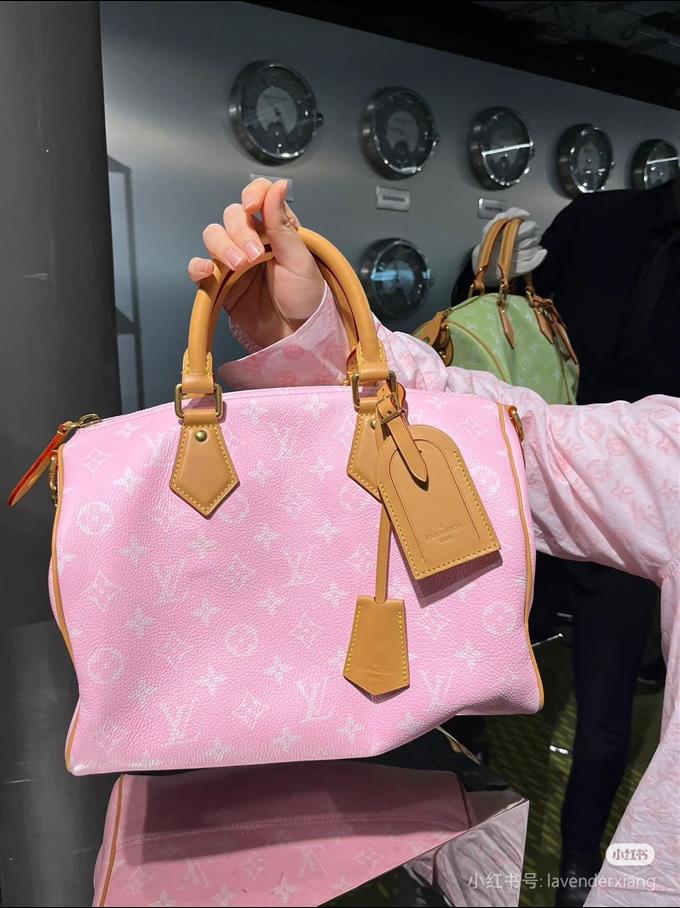 2025224M2110910101978