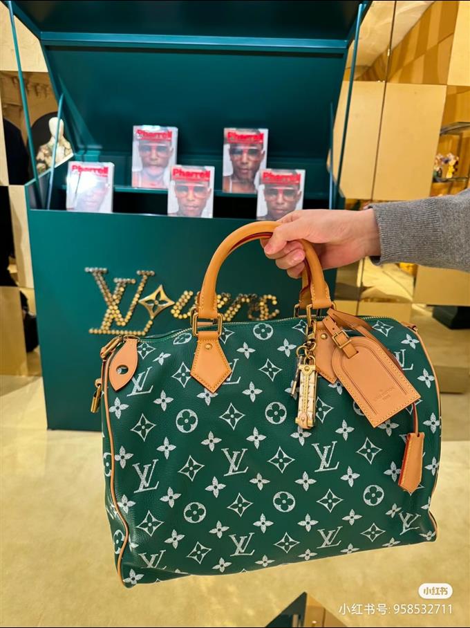 2025224M2441710105102