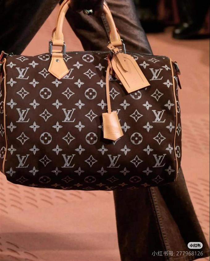 2025224M2442810100943