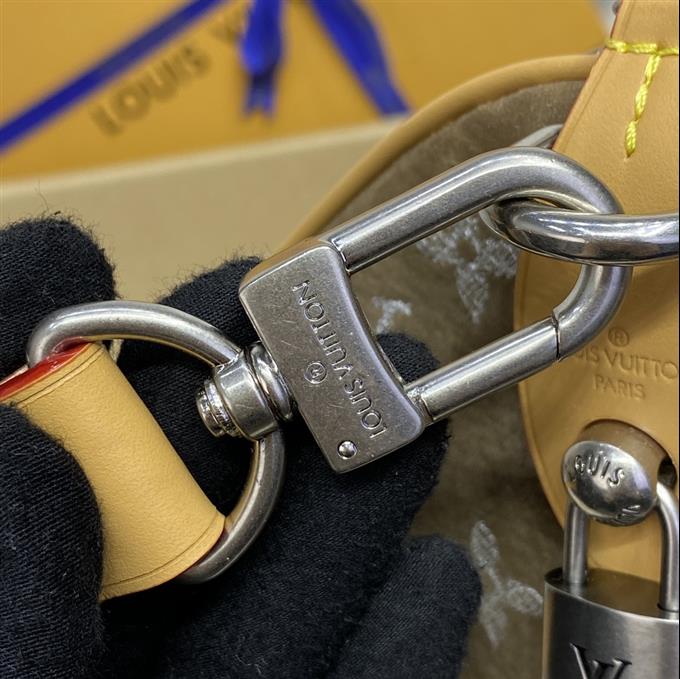 2025224M2443110956352