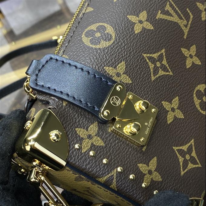 2025224M13147143836152