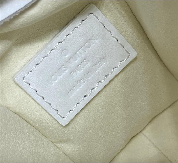 2025224M24304143836517