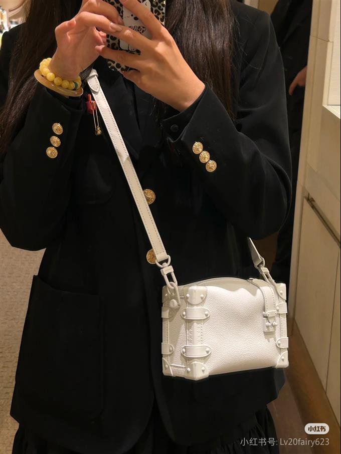 2025224M24304143842624