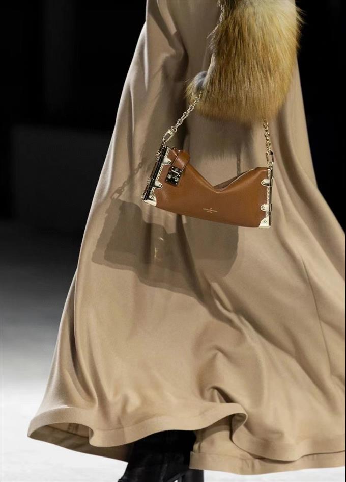 2025224M25445143835663