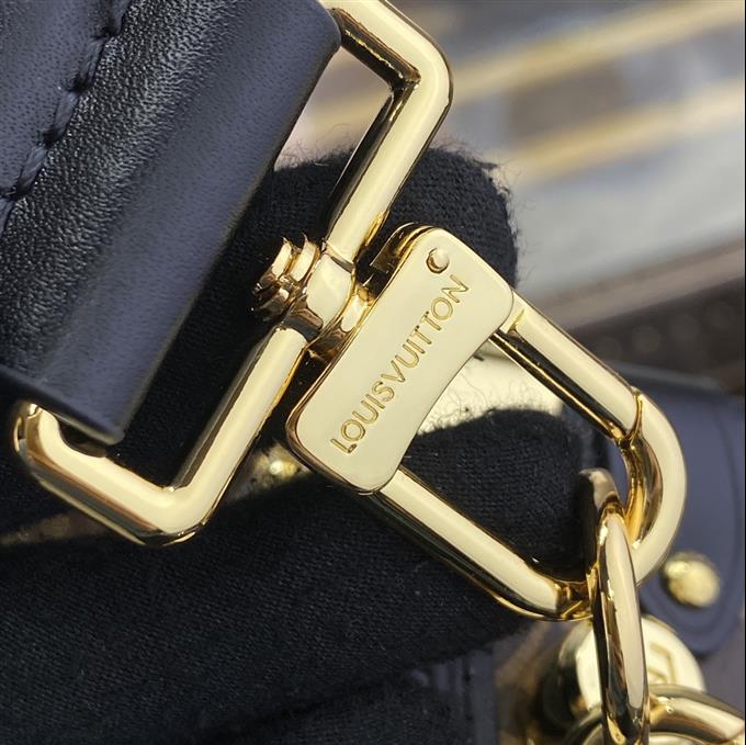 2025224M4681514383924