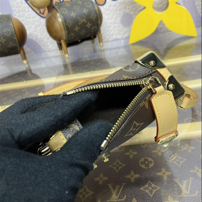 2025224M83018143839355