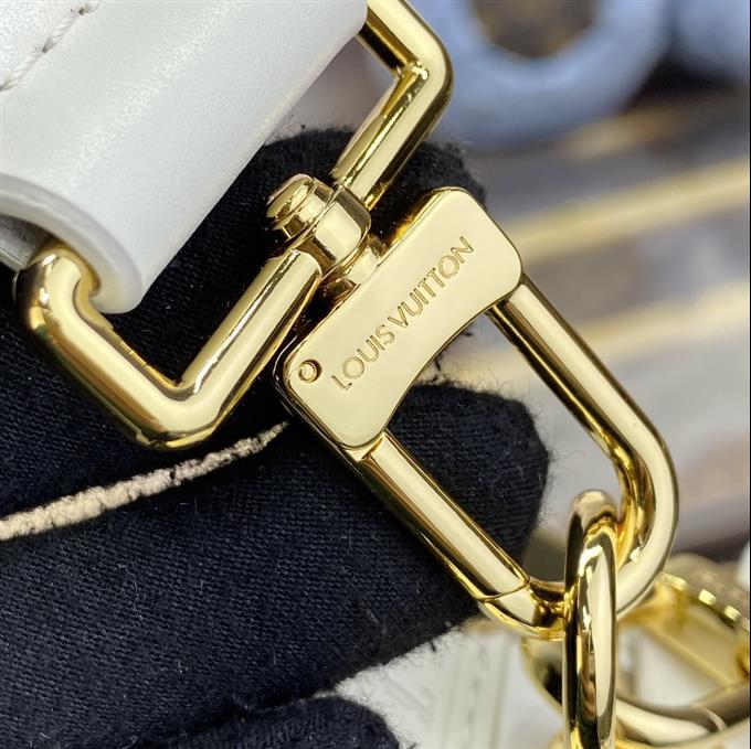 2025224M83030143839463