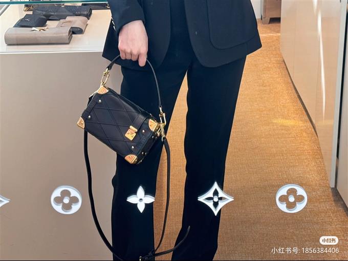 2025224M83030143841961