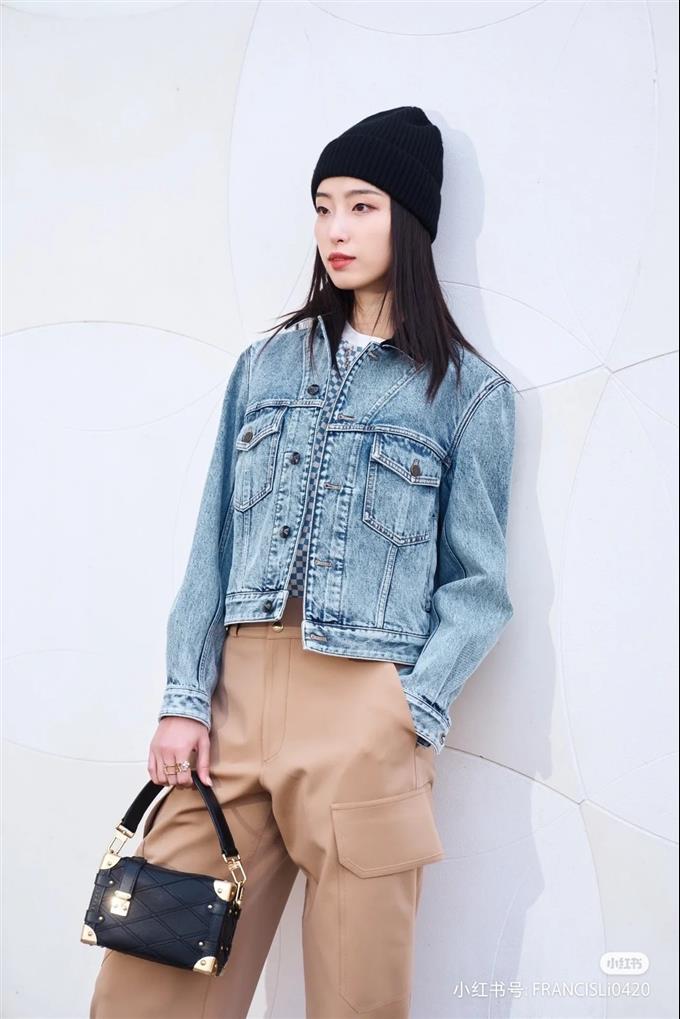 2025224M83030143841992