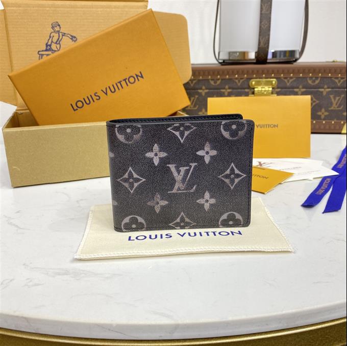 2025224M11708104116586