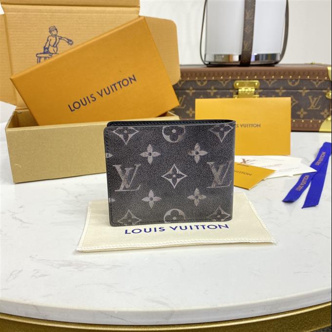 2025224M11708104116600