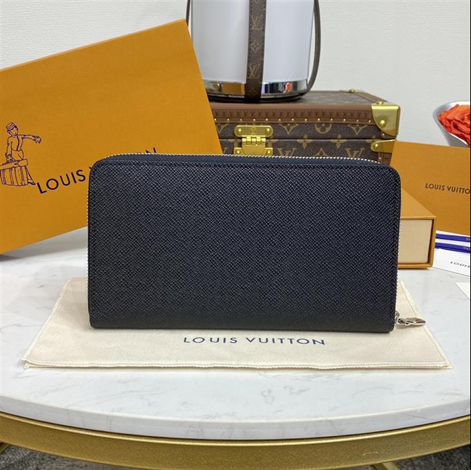 2025224M30056104120695