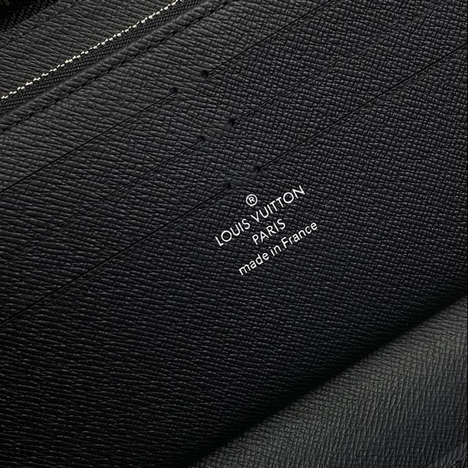 2025224M30056104120774