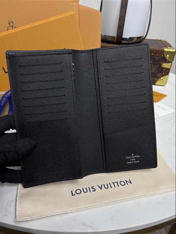 2025224M3025810412760