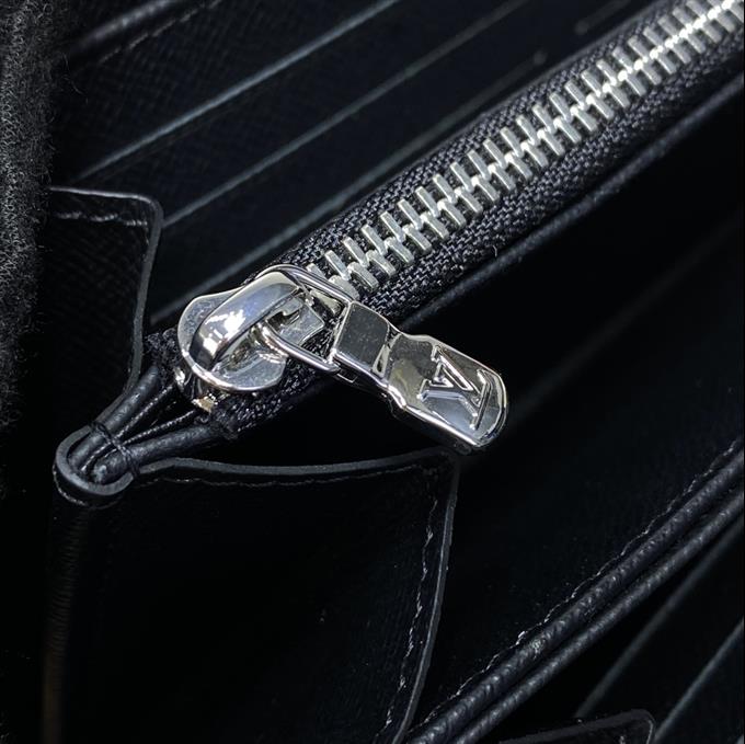 2025224M60017104124202