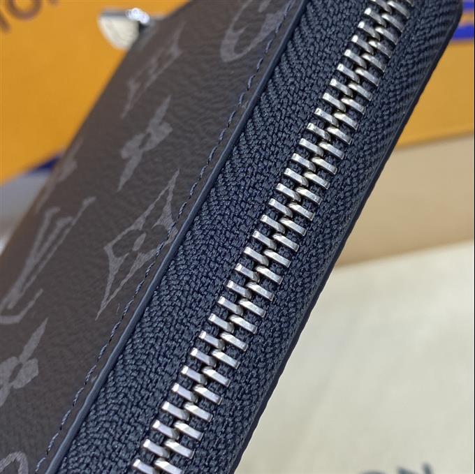 2025224M62295104120330