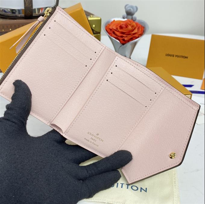 2025224M62360104117544