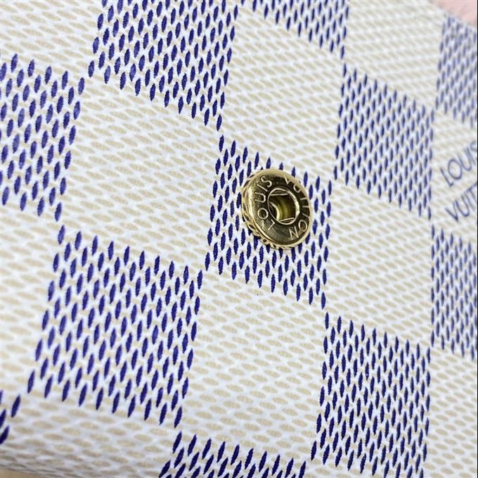 2025224M62361104113185