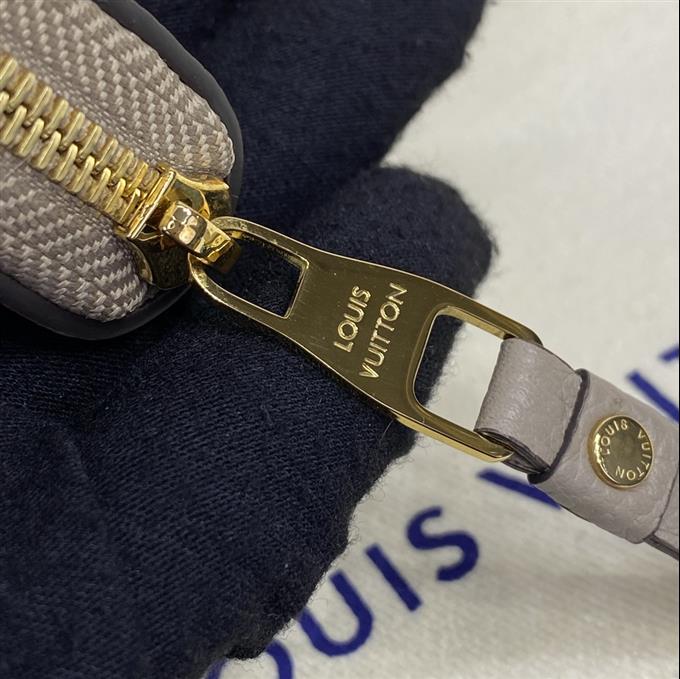 2025224M69797104124563