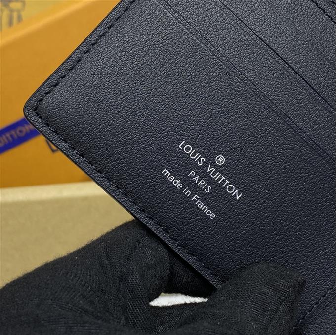 2025224M6982910410775