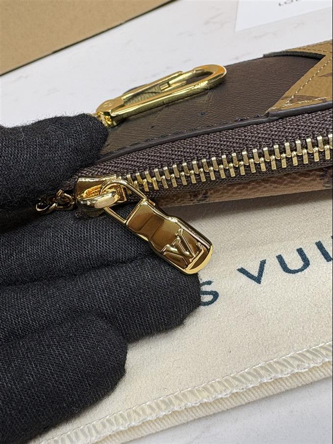 2025224M81303104111846