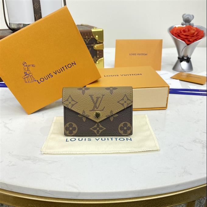 2025224M81855104125853