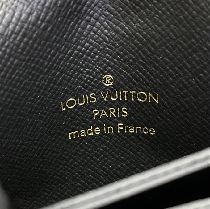 2025224M81855104125930