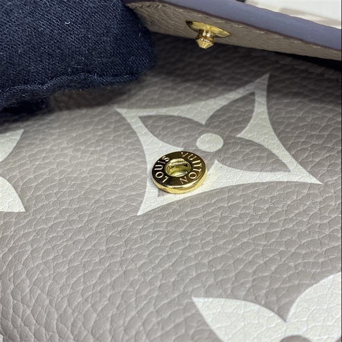 2025224M81861104119809