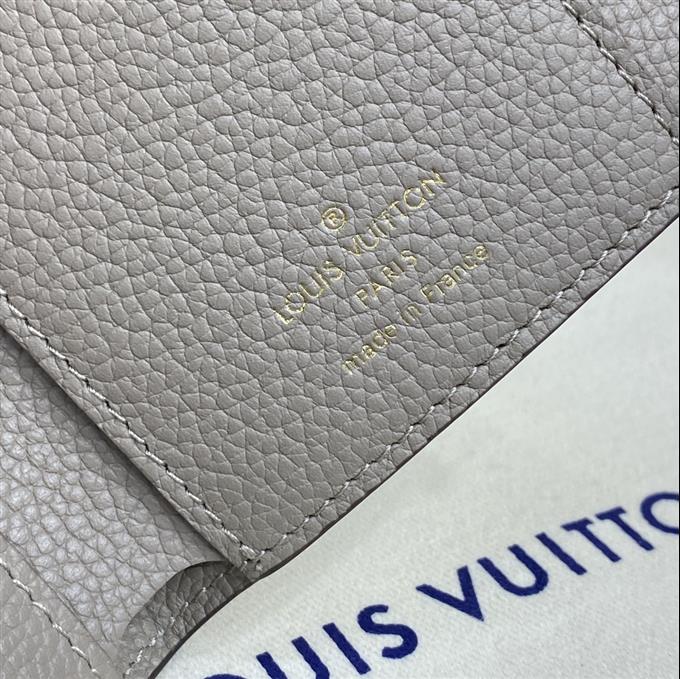 2025224M81861104119825