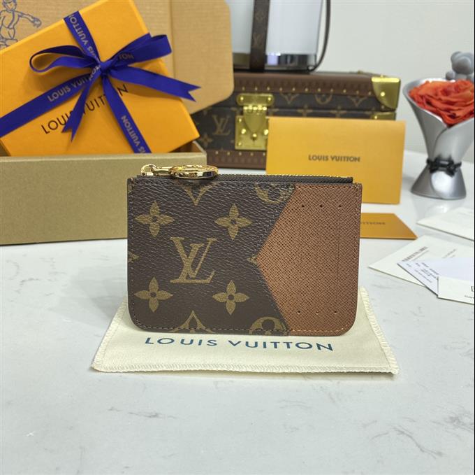 2025224M81880104111925