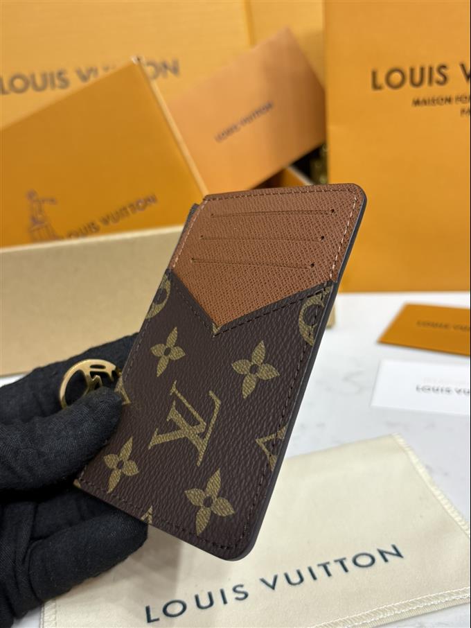 2025224M81880104112337