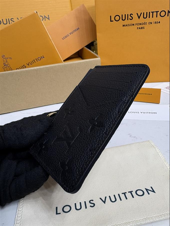 2025224M81883104112464