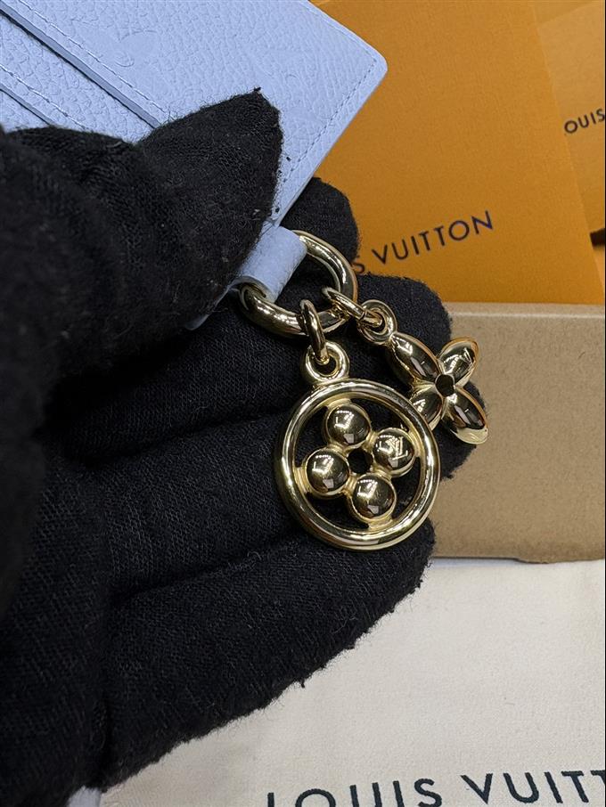 2025224M8213210413310