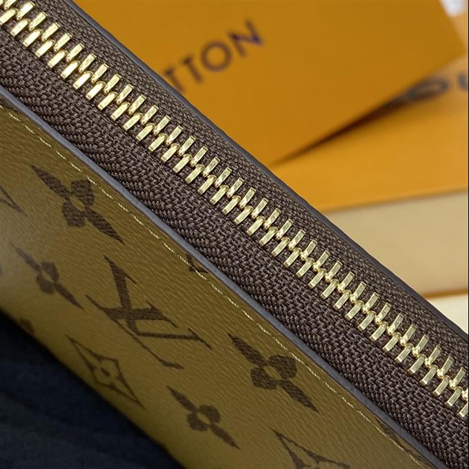 2025224M82444104122284