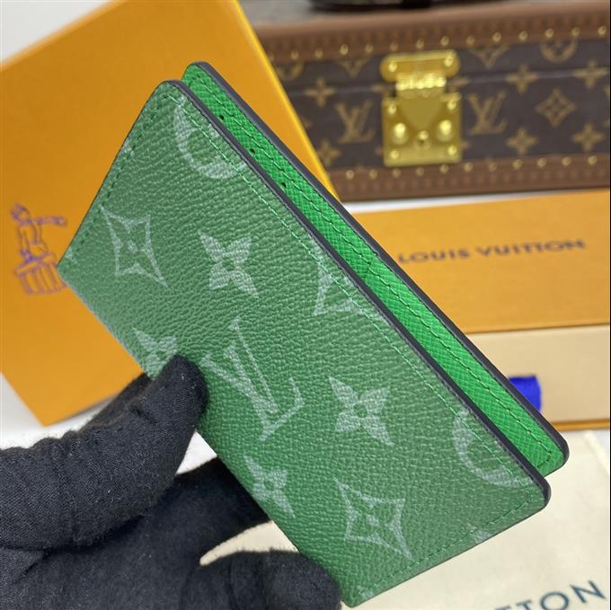 2025224M83101104128389