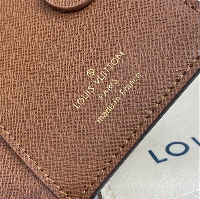 2025224M836031041813