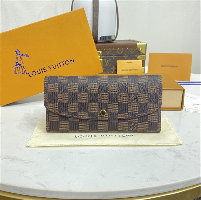 2025224N4162510416572