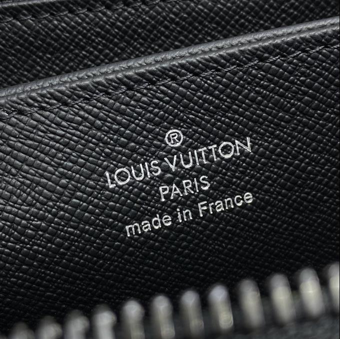 2025224N41662104122473