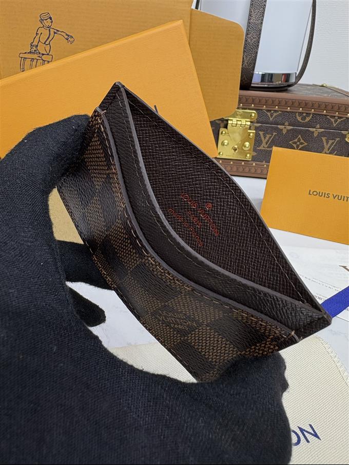 2025224N61722104127254