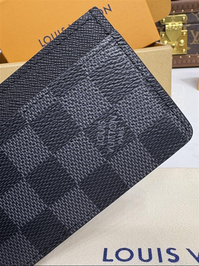 2025224N61722104127316