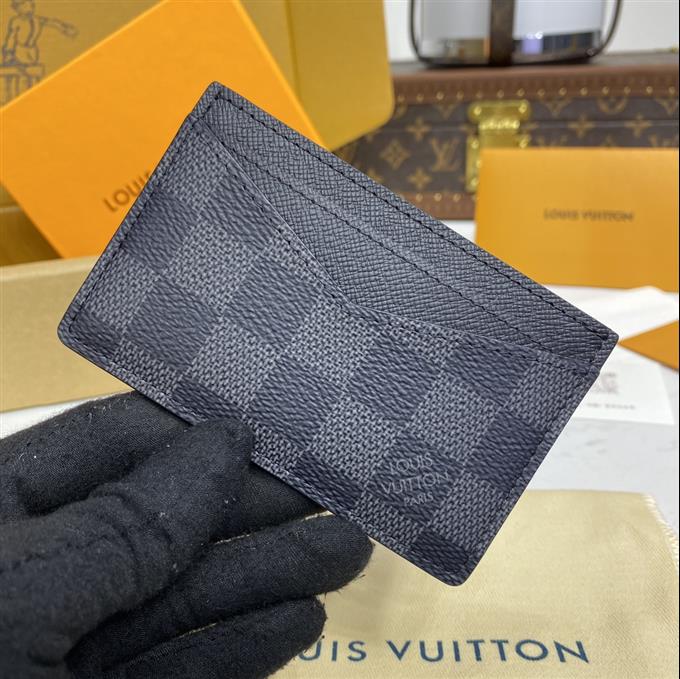 2025224N62666104110778