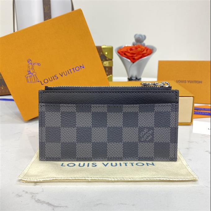 2025224N6403810414706