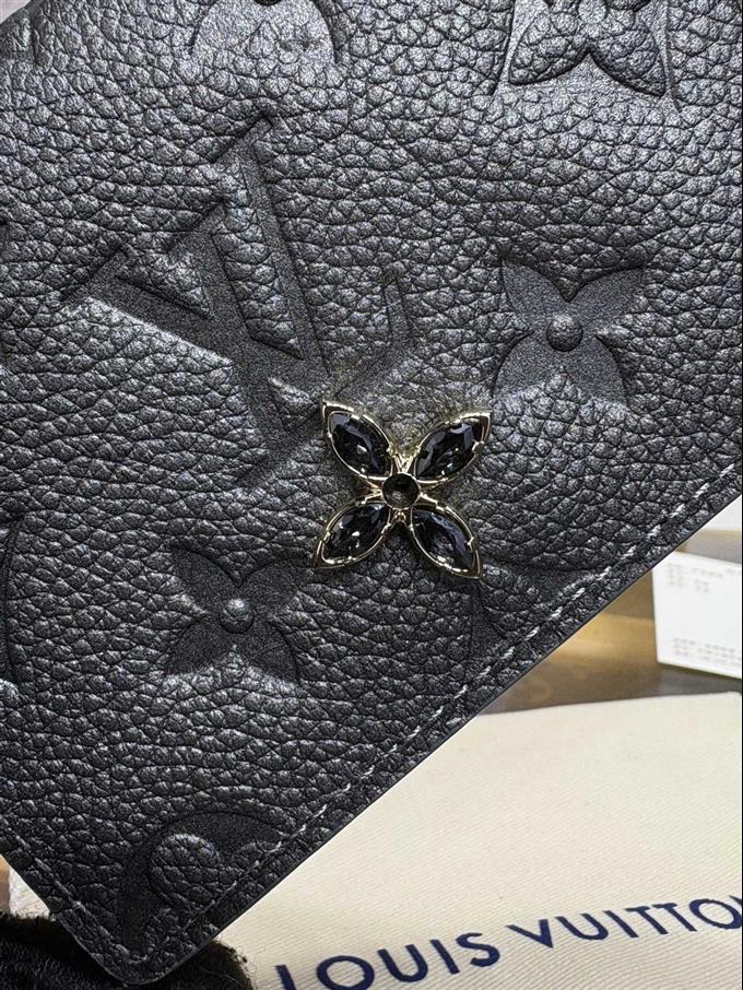 2025224M12177104718162