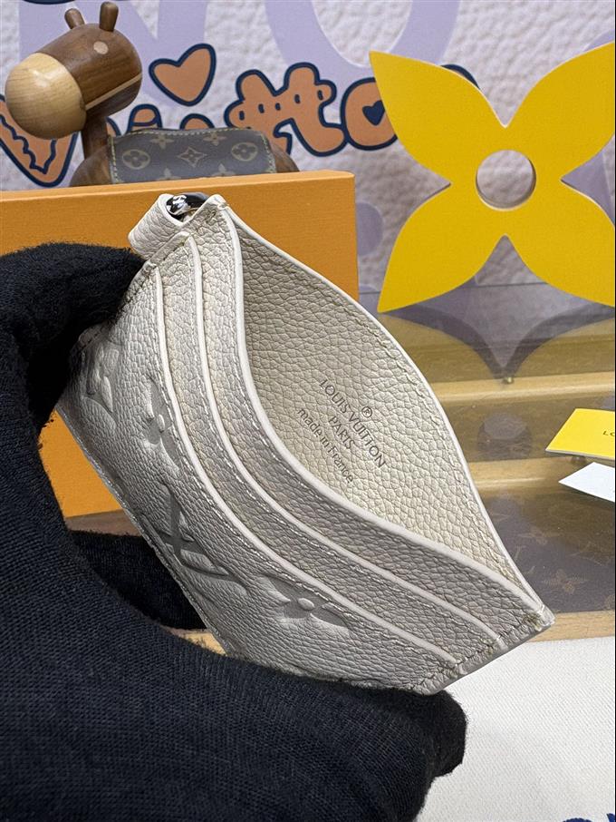 2025224M12179104716946