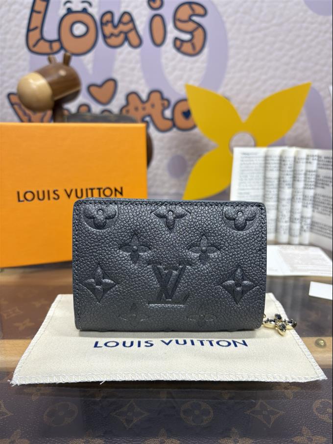 2025224M12188104716978